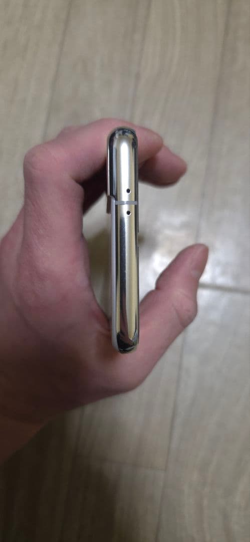 Samsung Galaxy S21 5G Phantom White　本体