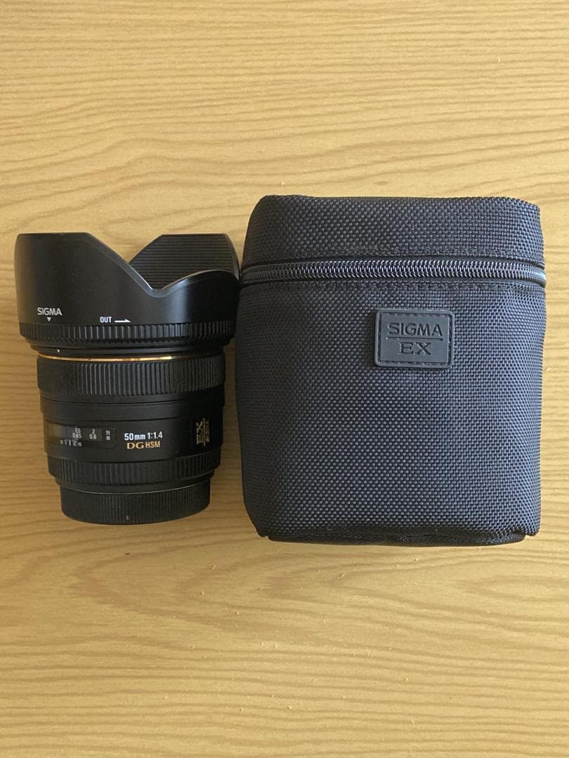 Sigma 50mm f/1.4 EX DG HSM（KENKO保護レンズ付き）