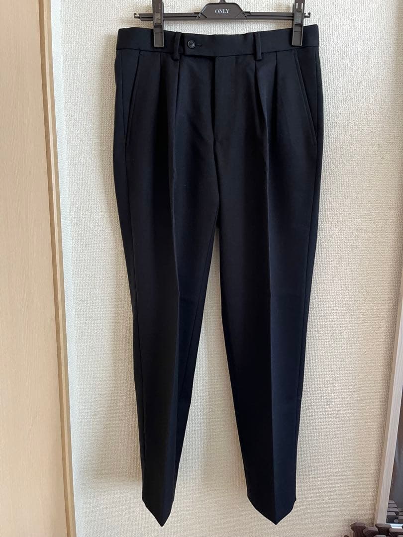 ユナイテッドアローズ　ソヴリン　2プリーツスラックス