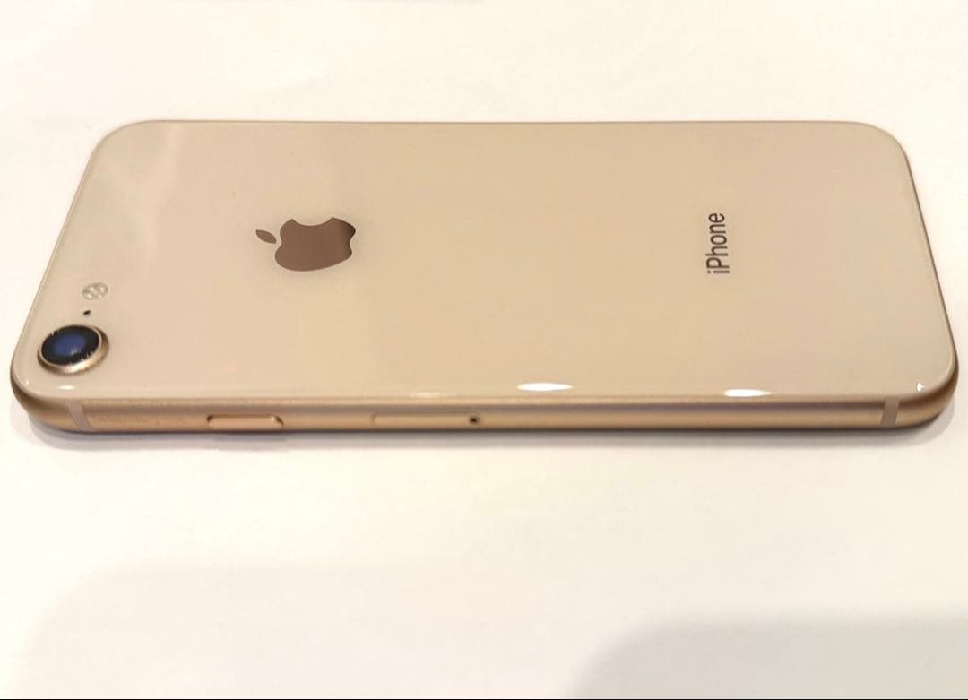 f*1様 iPhone8 ゴールド ⭐︎256GB⭐︎ 本体