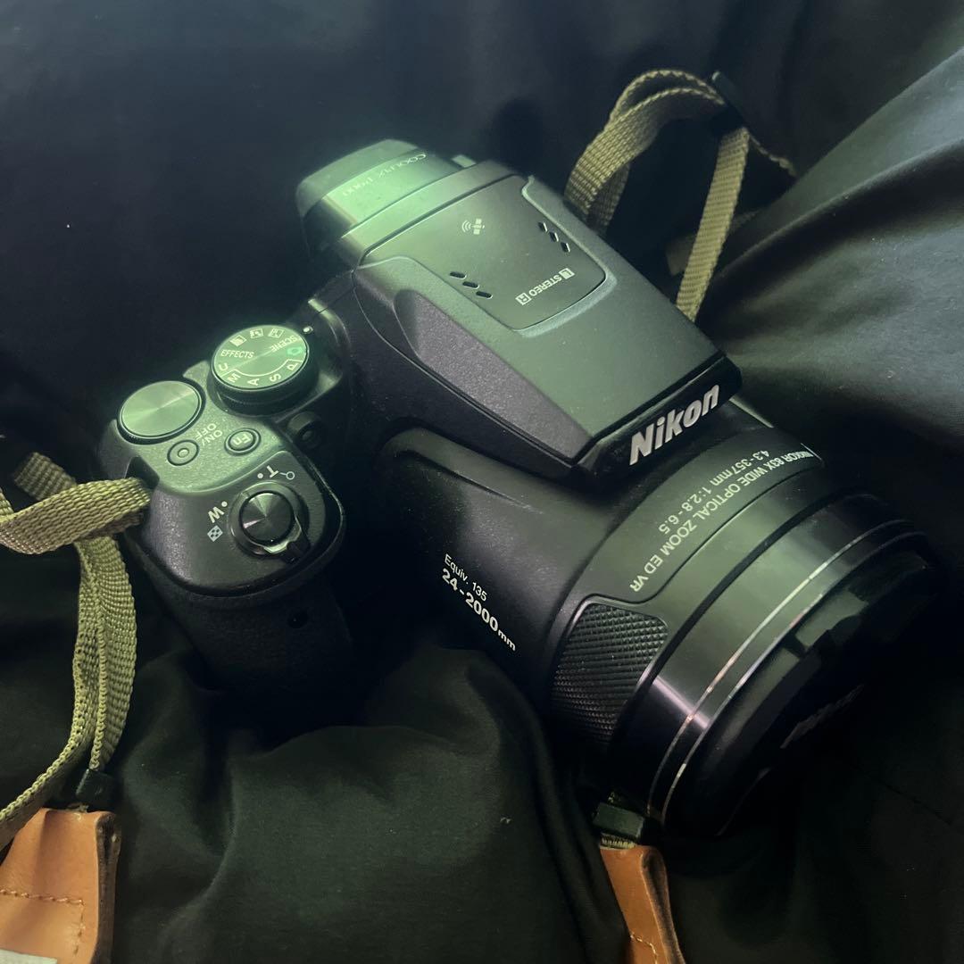 NIKON COOLPIX P600 カメラ　カメラショルダー　三脚セット