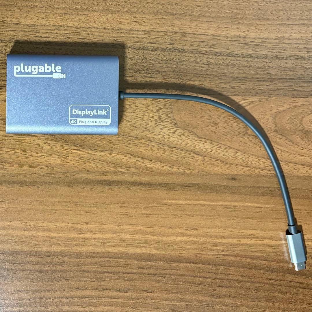 美品 plugable USBC-6950M DisplayLink（4K対応）