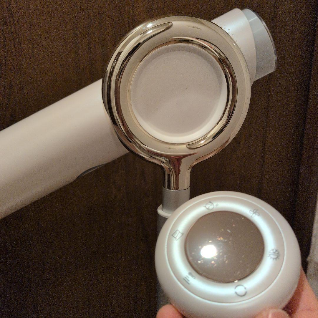 BISARA PRO ハンズフリースタンドヘアドライヤー