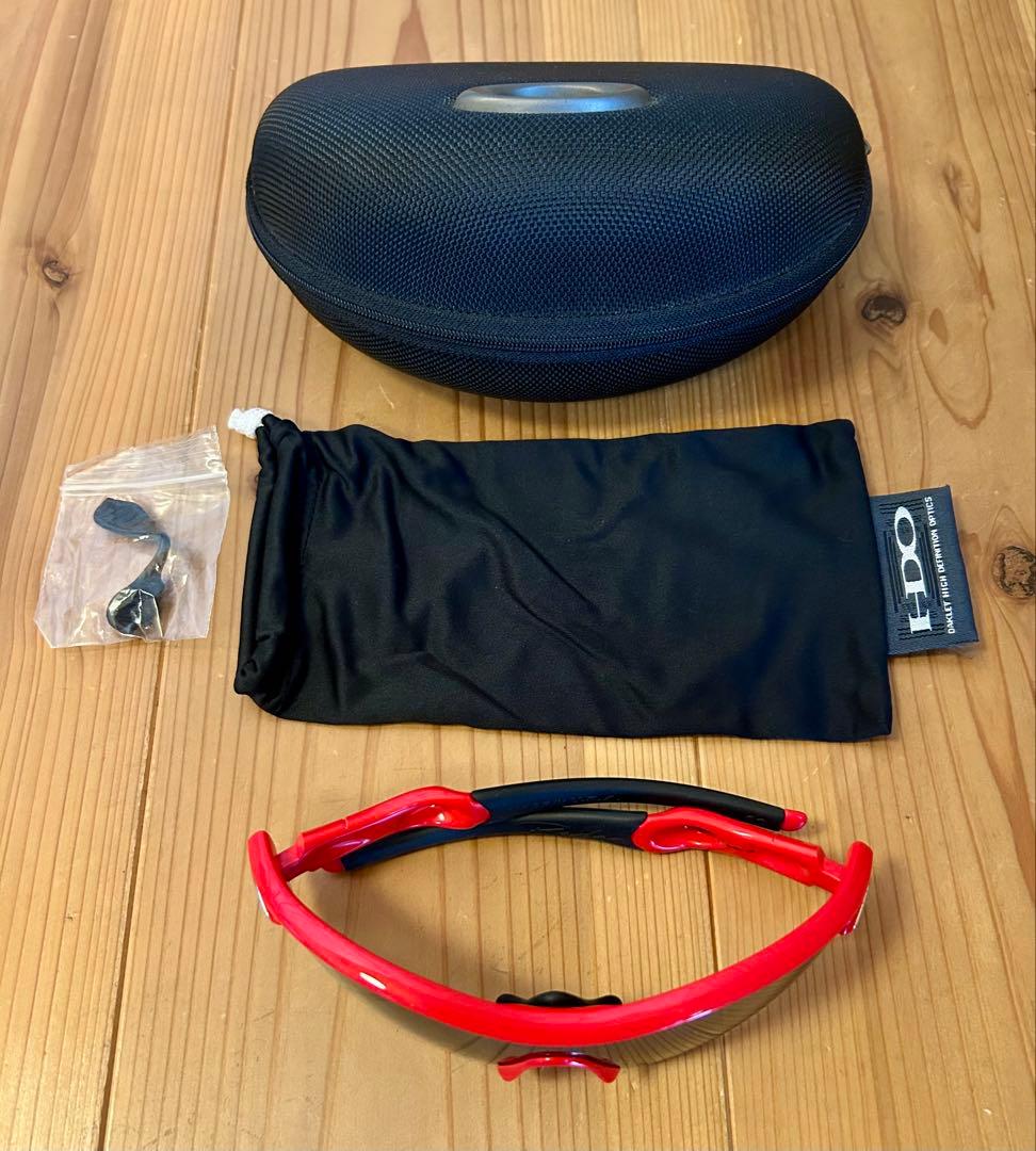 Oakley Radar Pathサングラス レッド 付属品あり