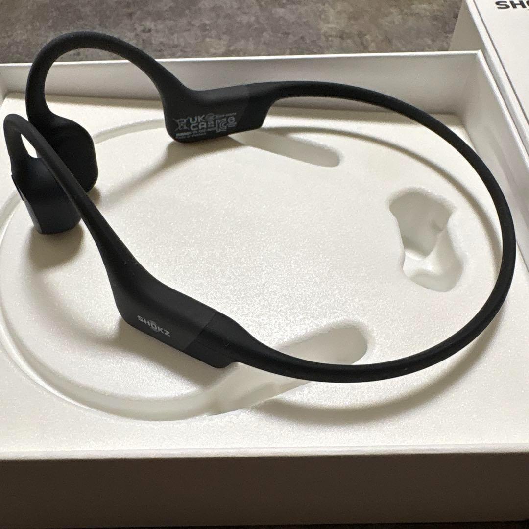 【美品】SHOKZ OPENRUN 骨伝導イヤホン ブラック
