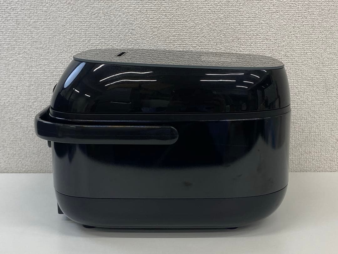 TOSHIBA 東芝 IHジャー炊飯器 RC-10BHW 本体 2025年製