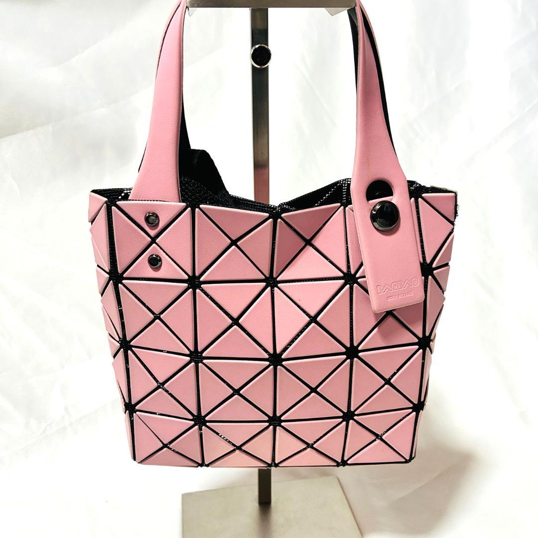 美品！バオバオイッセイミヤケ　BAOBAO 　4×4 ハンドバッグ　ピンク