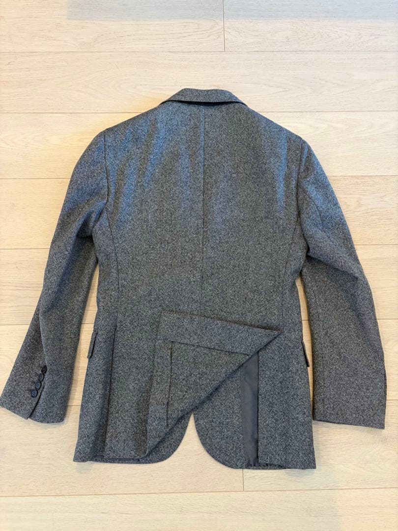 De Petrillo （ベトリロ）グレー ビジネススーツ