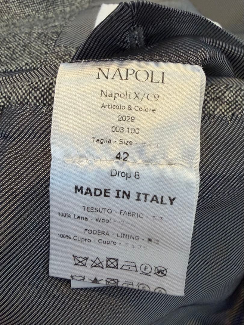 De Petrillo （ベトリロ）グレー ビジネススーツ