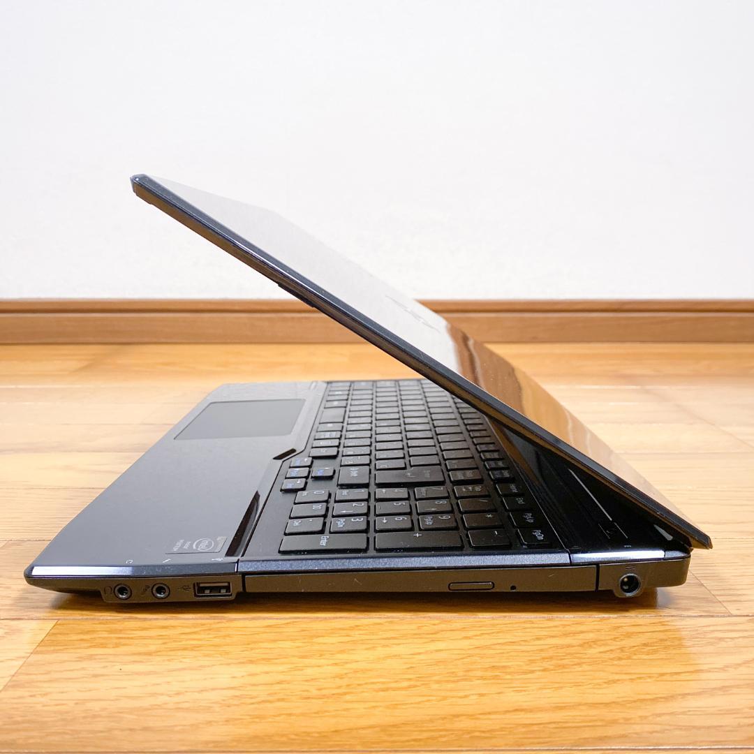 オフィス2021✨メモリ16GB SSD250 ブルーレイ 富士通ノートパソコン