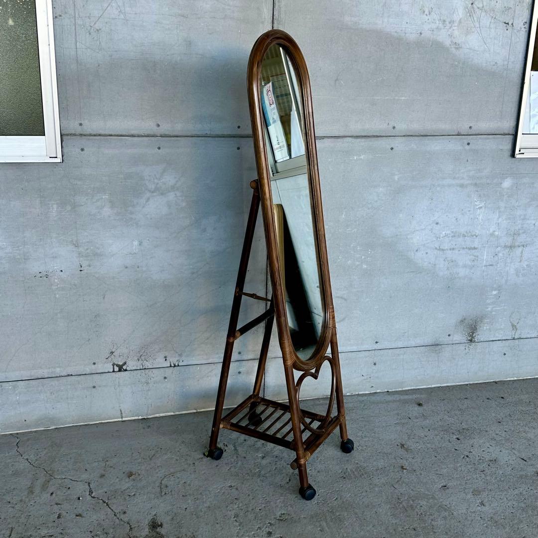 ♦︎昭和レトロ♦︎黒光スタンドミラー 物置格納型大鏡 姿見 等身鏡オールドラタン