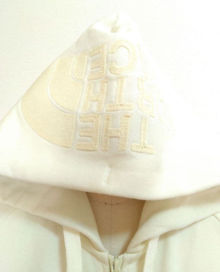 ビンテージホワイト色 ジップアップ フード付きパーカー