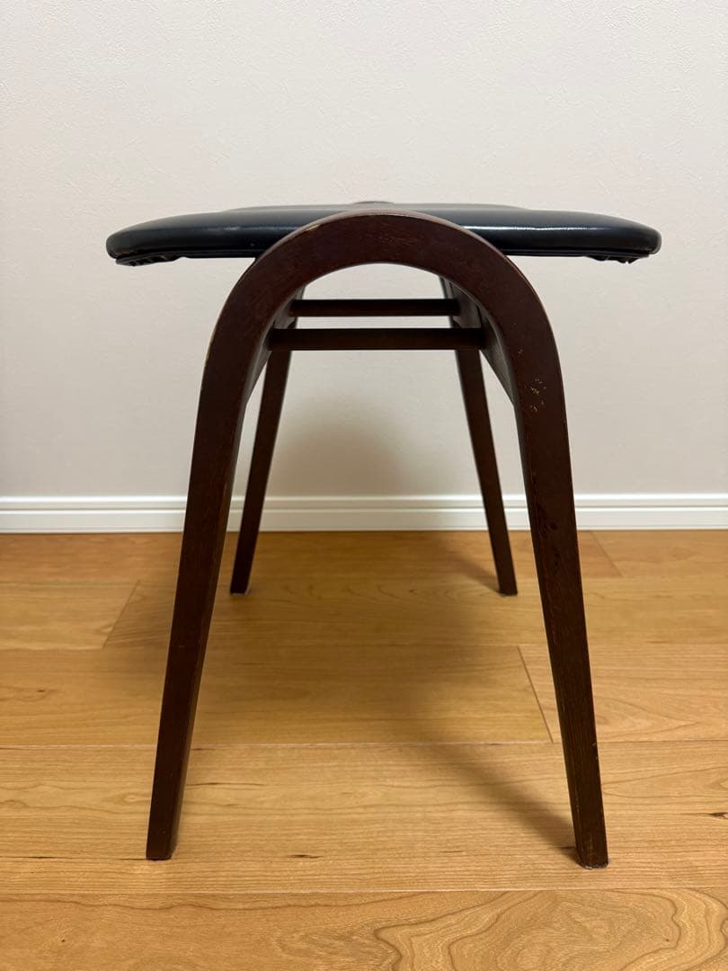秋田木工　曲げ木スタッキングスツール　黒　椅子　アンティーク剣持勇　ビンテージ