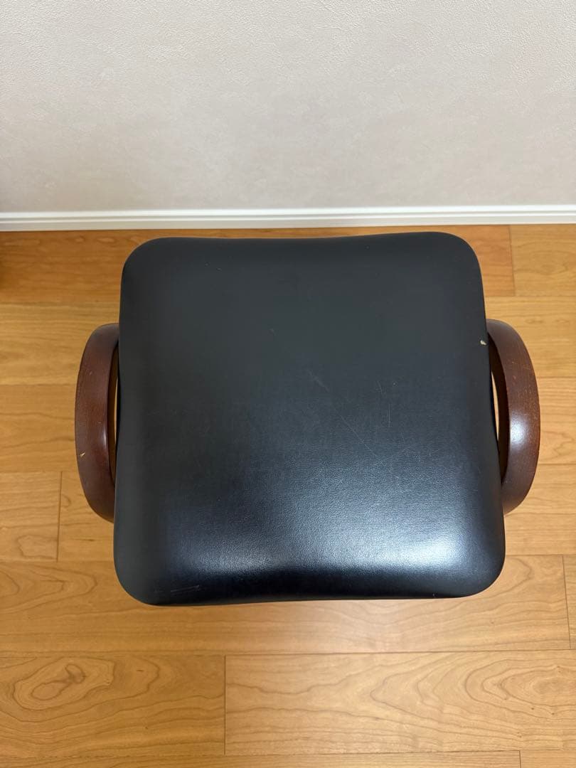 秋田木工　曲げ木スタッキングスツール　黒　椅子　アンティーク剣持勇　ビンテージ