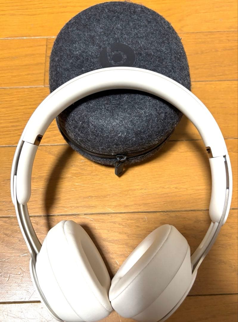 Beats Solo Pro Wirelessヘッドフォン
