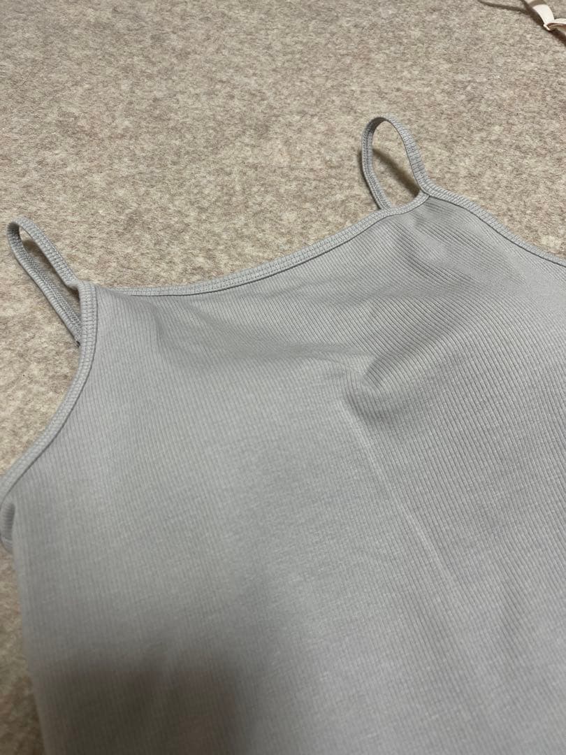 UNIQLOエアリズムブラトップ