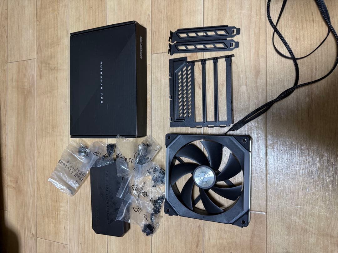 ふ*わ様 ASUS ROG HYPERION PCケース