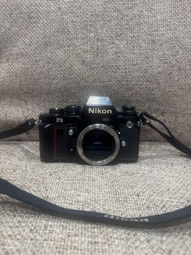 大幅値下げ 動作確認済み ジャンク品? Nikon F3 ボディ フィルムカメラ
