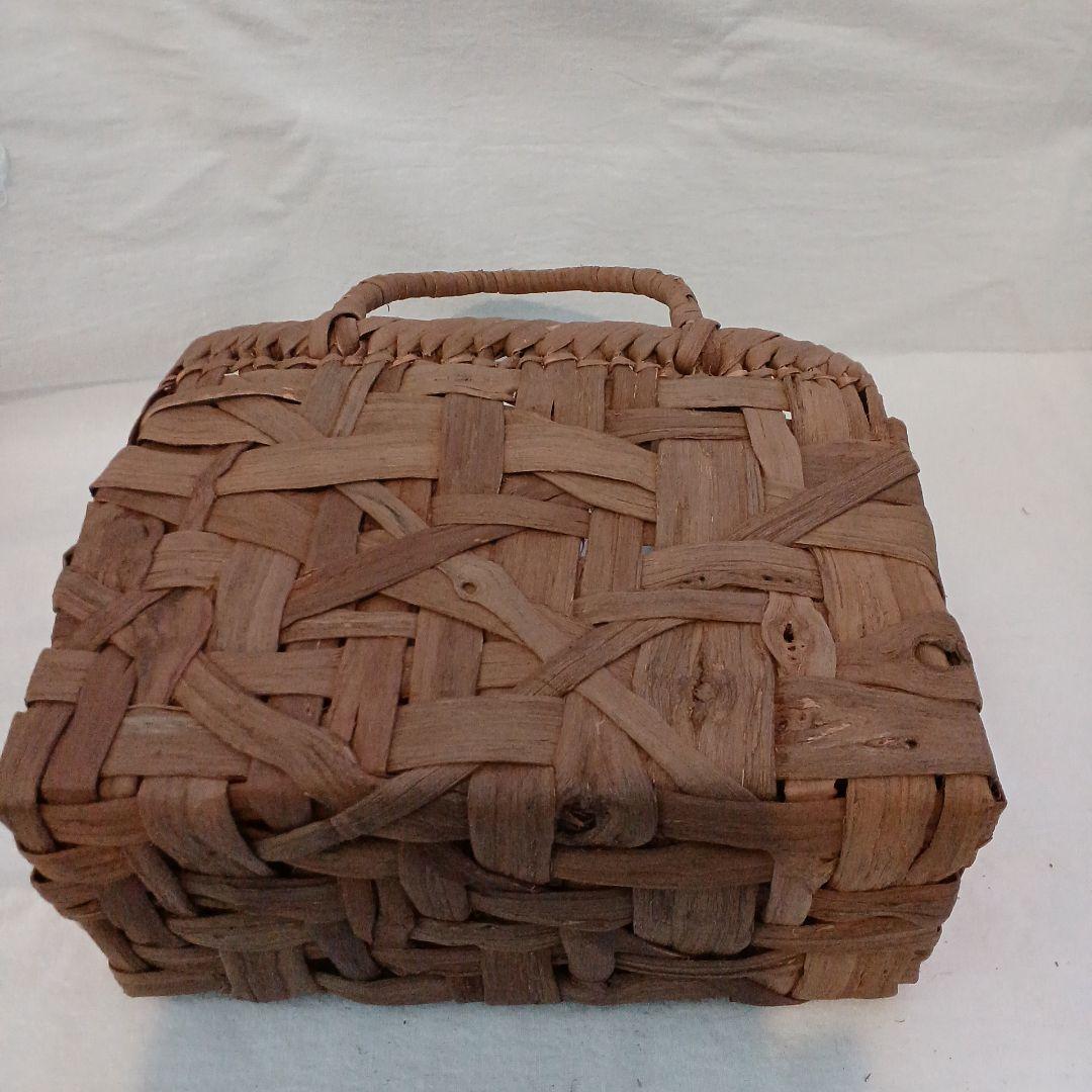 小さい国産山葡萄かご　乱れ編み