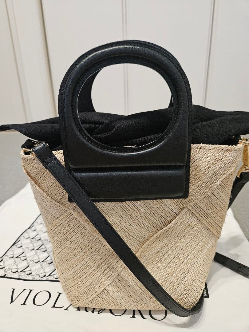 ヴィオラドーロ 　ショルダーバッグ　グレディブリリアン