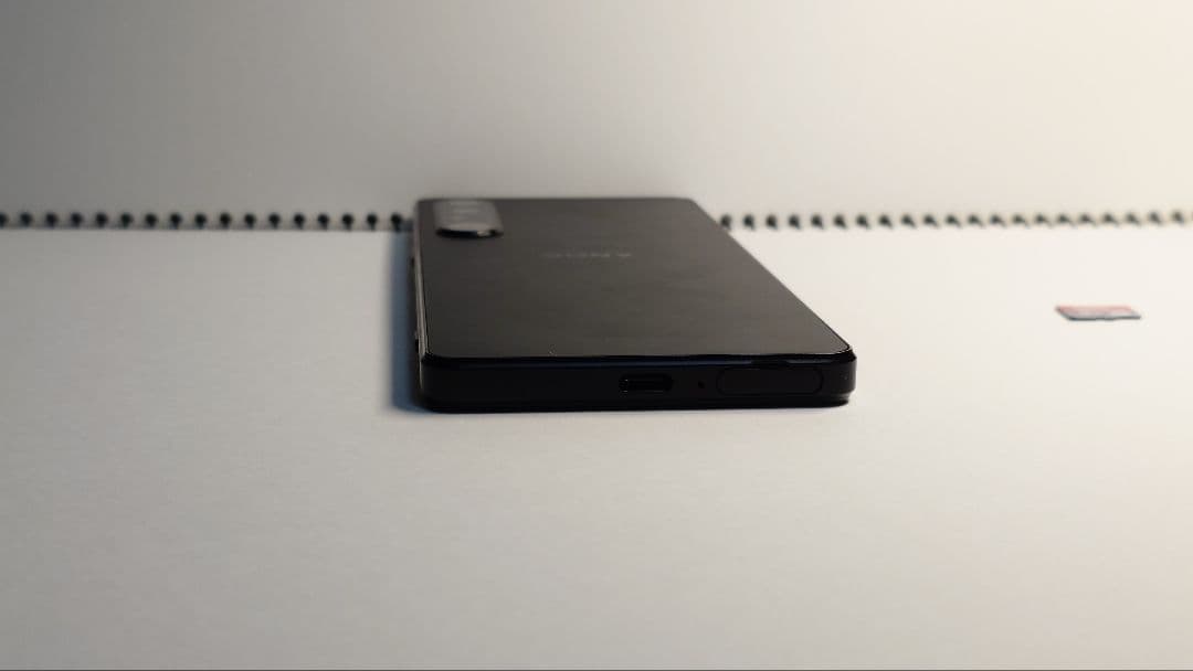 ケース付き SONY Xperia 1 iv SOG06