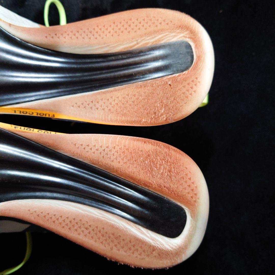 スパイク・シューズ New Balance FuelCell SuperComp MDXv3