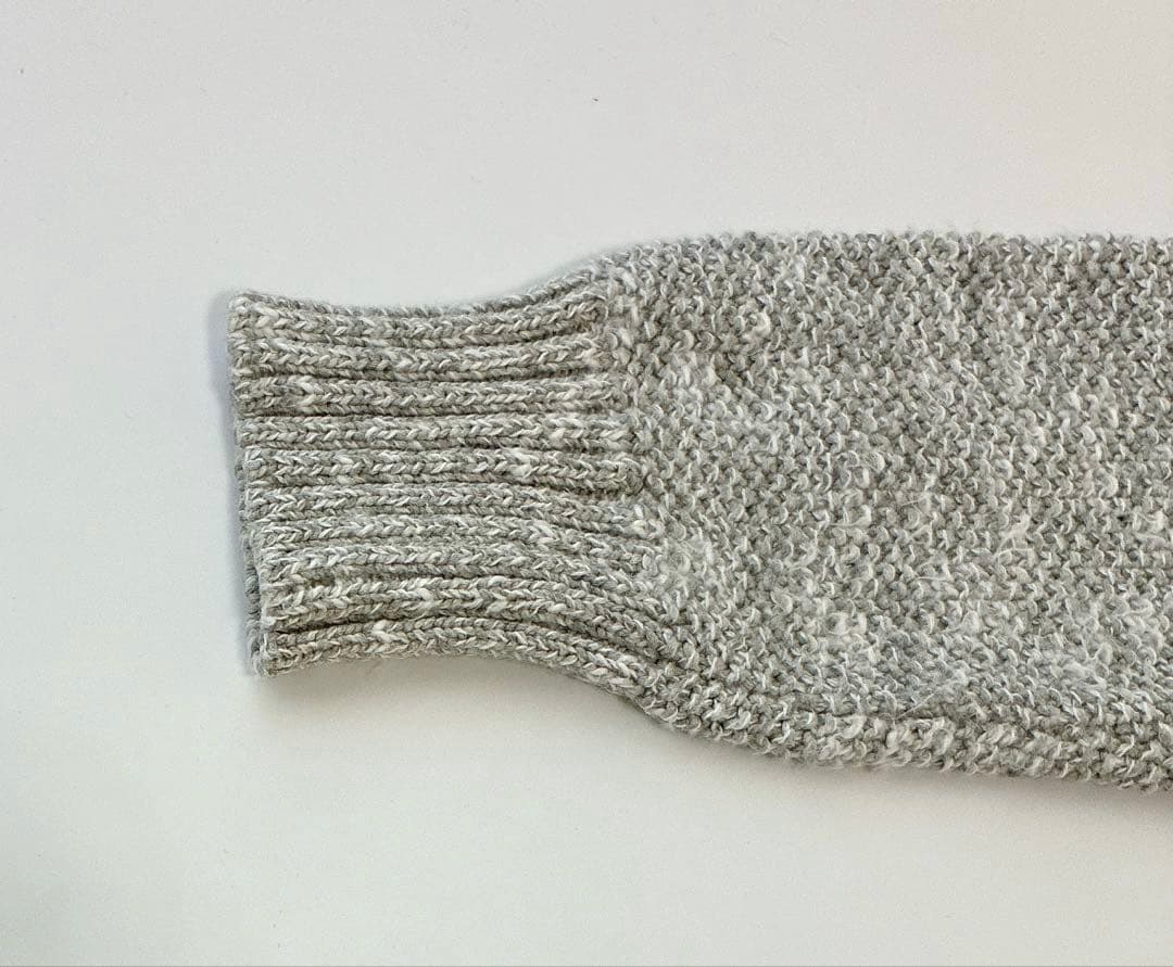 sacaiライトグレー コットンニットカーディガン 長袖 裾フリル ドッキング