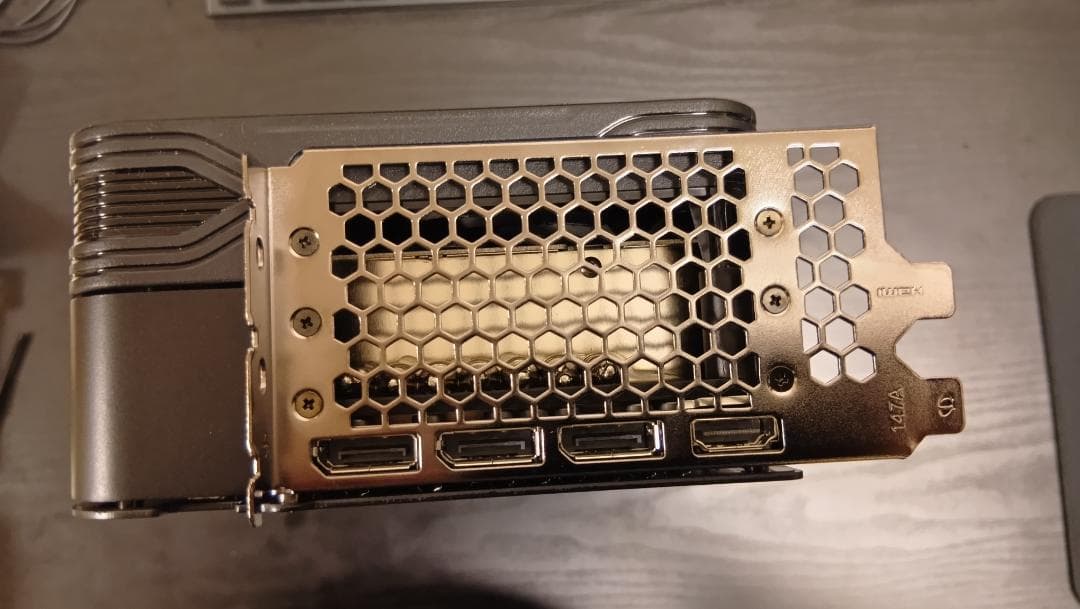 GeForce RTX™ 5090 GameRock（外箱・付属品有り）