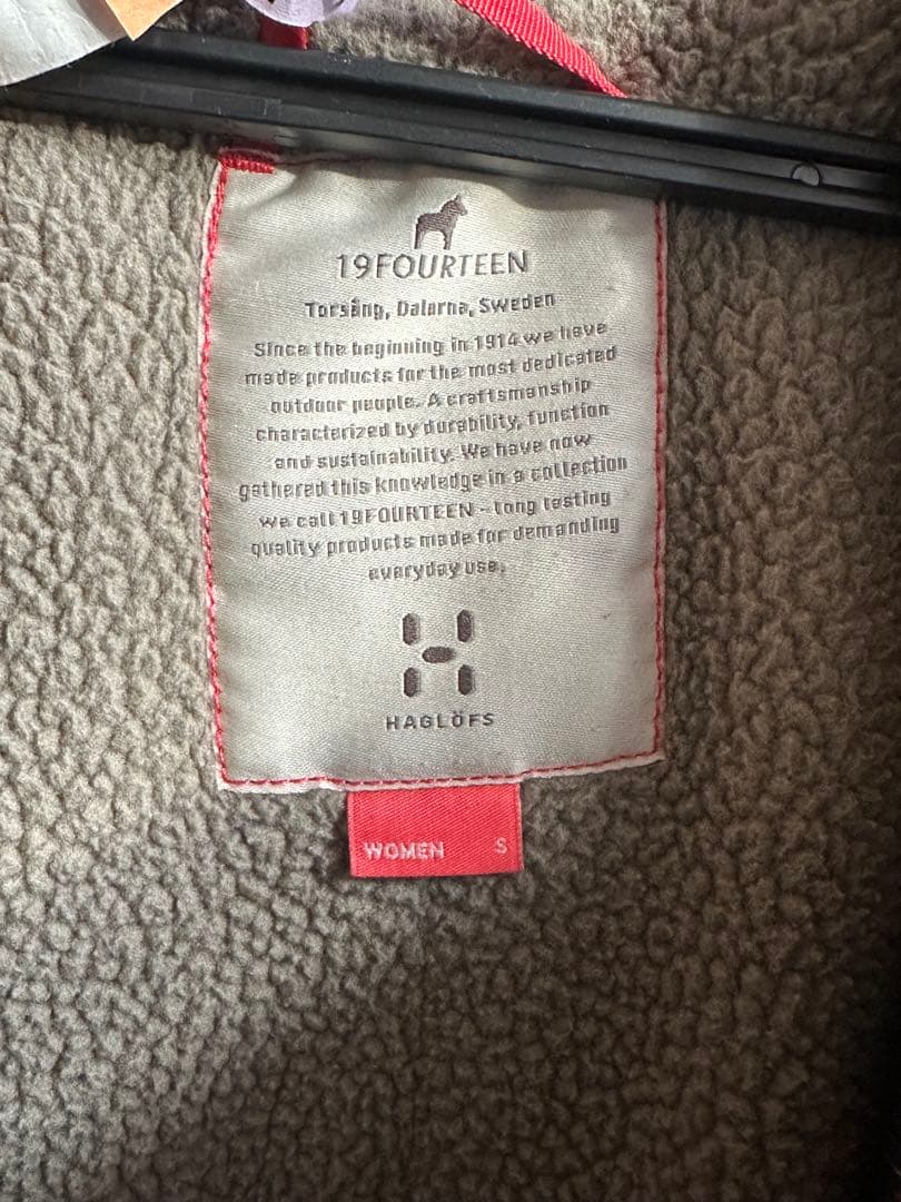 ホグロフス コート レディース