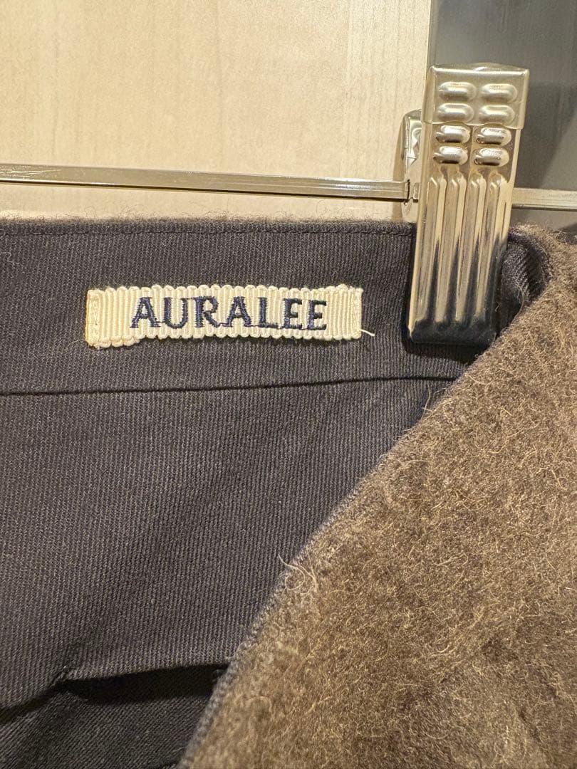 週末値下げ【新品未使用に近い】オーラリー/AURALEE スラックス