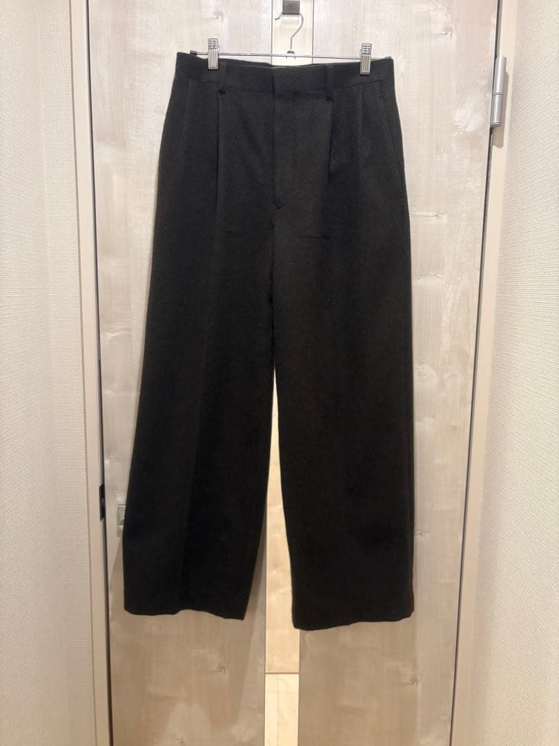 週末値下げ【新品未使用に近い】オーラリー/AURALEE スラックス