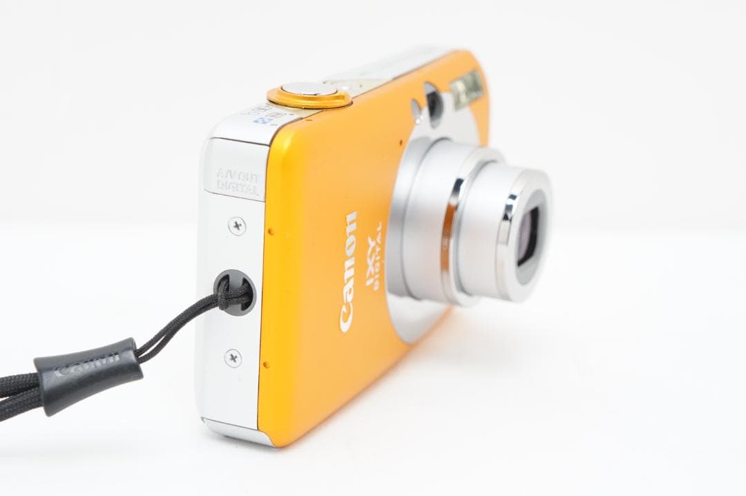 ジャンク　Canon IXY 110is PC1355 コンデジ