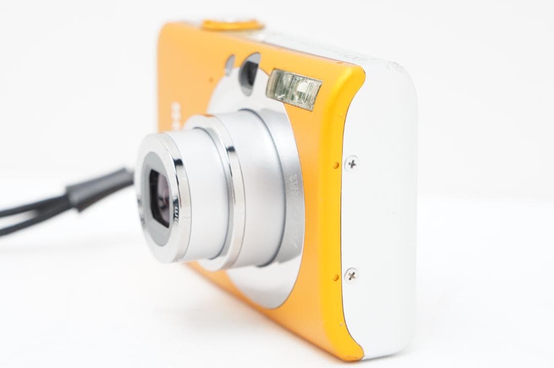 ジャンク　Canon IXY 110is PC1355 コンデジ