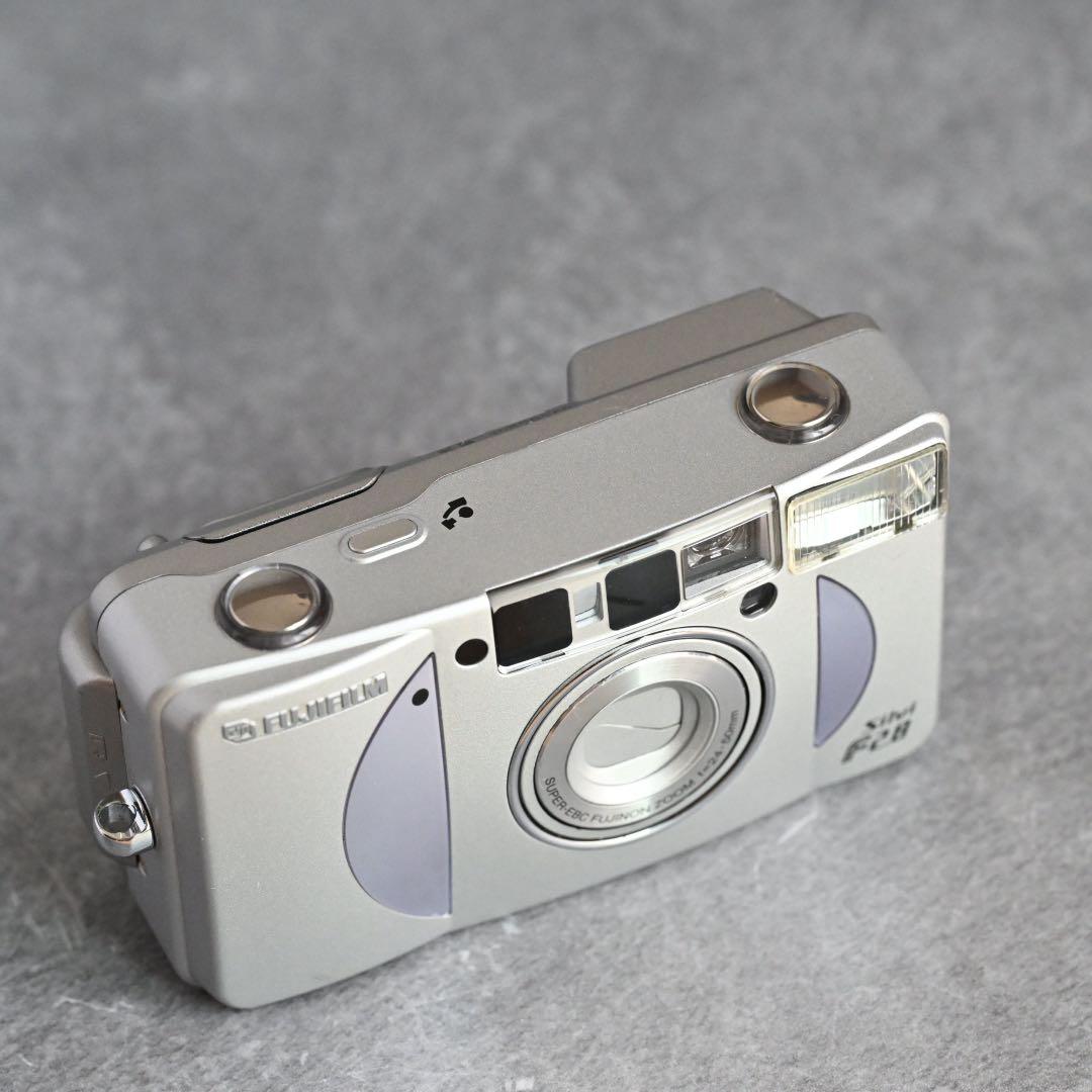 フジフイルム FUJIFILM Silvi F2.8 フィルムカメラ