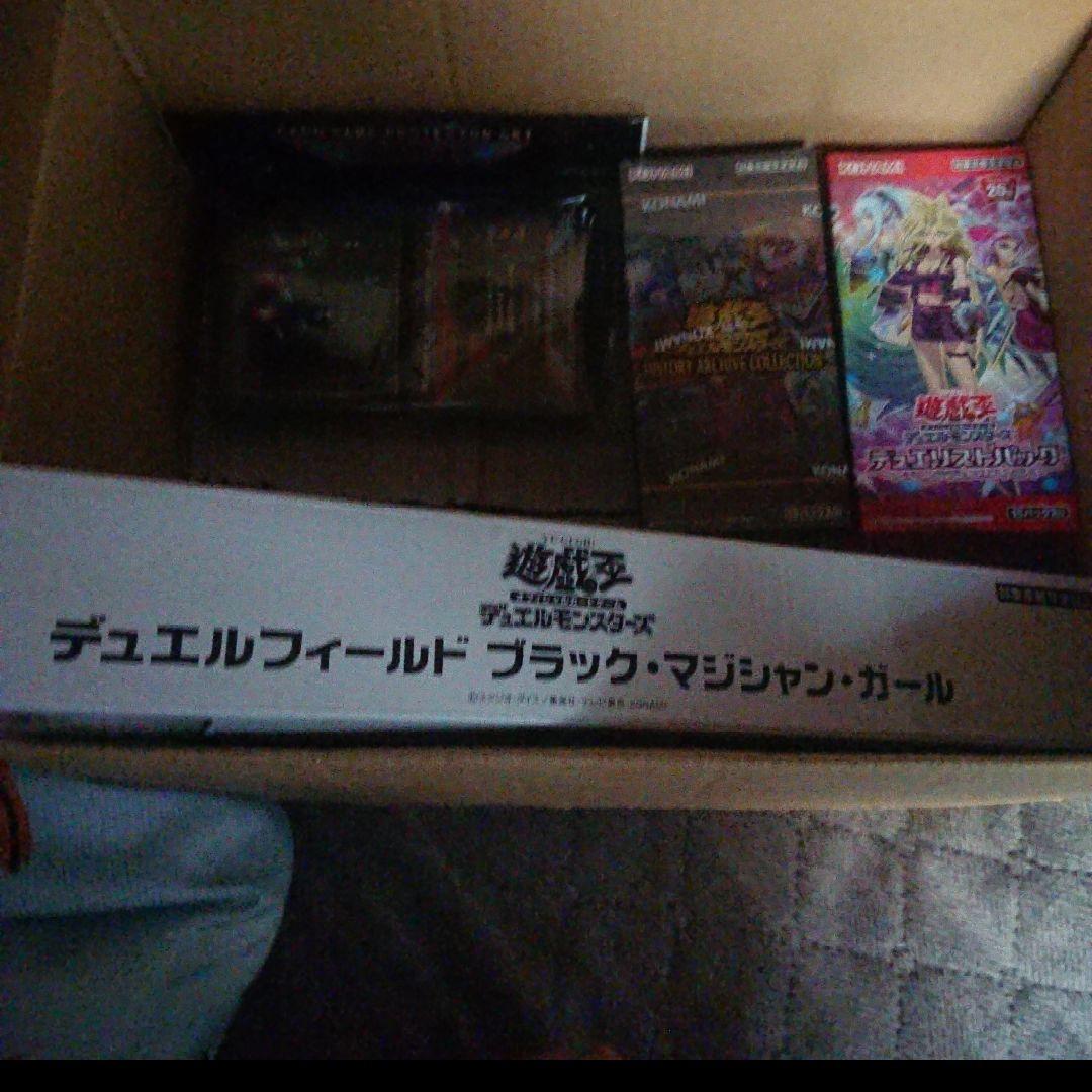 遊戯王大量日版ノーマル＆レア3000枚以上未開封品大量にあり
