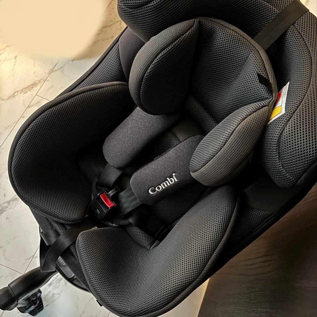 Combiクルムーヴアドバンス ISOFIXエッグショックJP-590 グレー