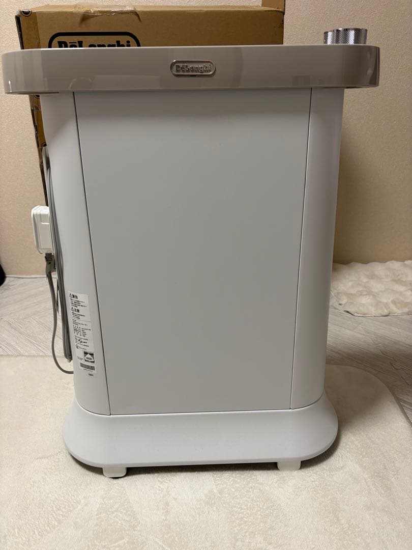 De'Longhi デロンギ　ゼロ風暖房 電気ヒーター