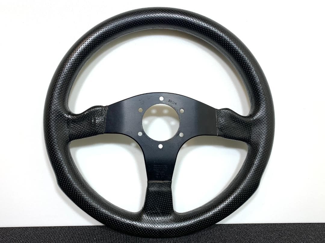 MOMO モモ コンペティション 34.5Φ 希少 ステアリング 本物 01年製