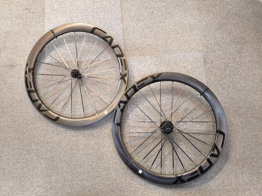 b*6様 CADEX 50 ULTRA DISC TUBELESS