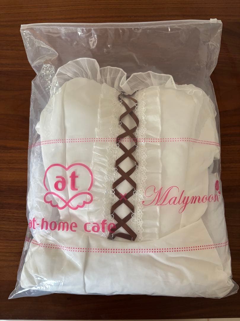 あっとほぉーむカフェ　マリームーンコラボメイド服　MLサイズ