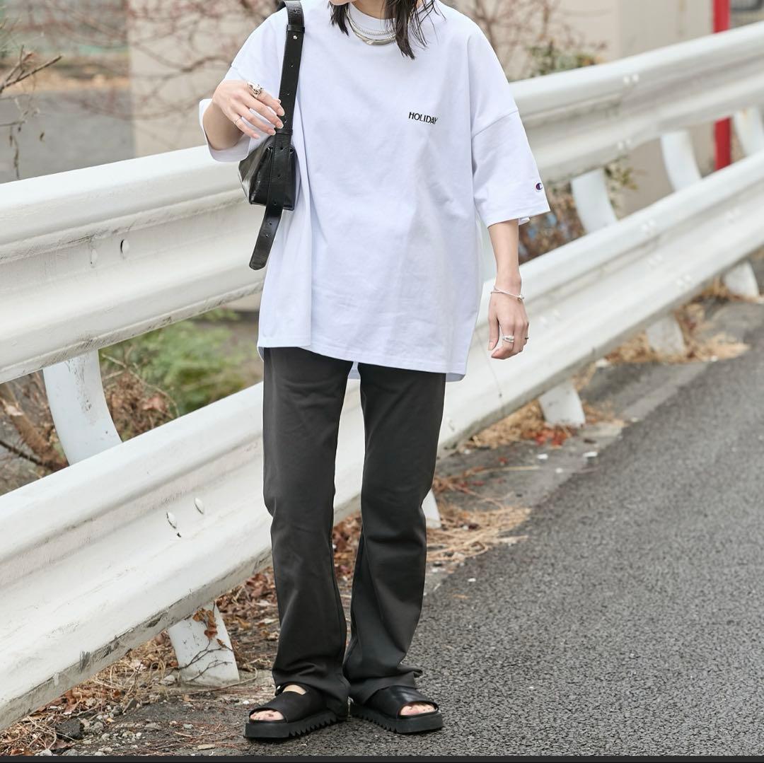 新作 チャンピオン×ジャーナルスタンダード by HOLIDAY フレアパンツ