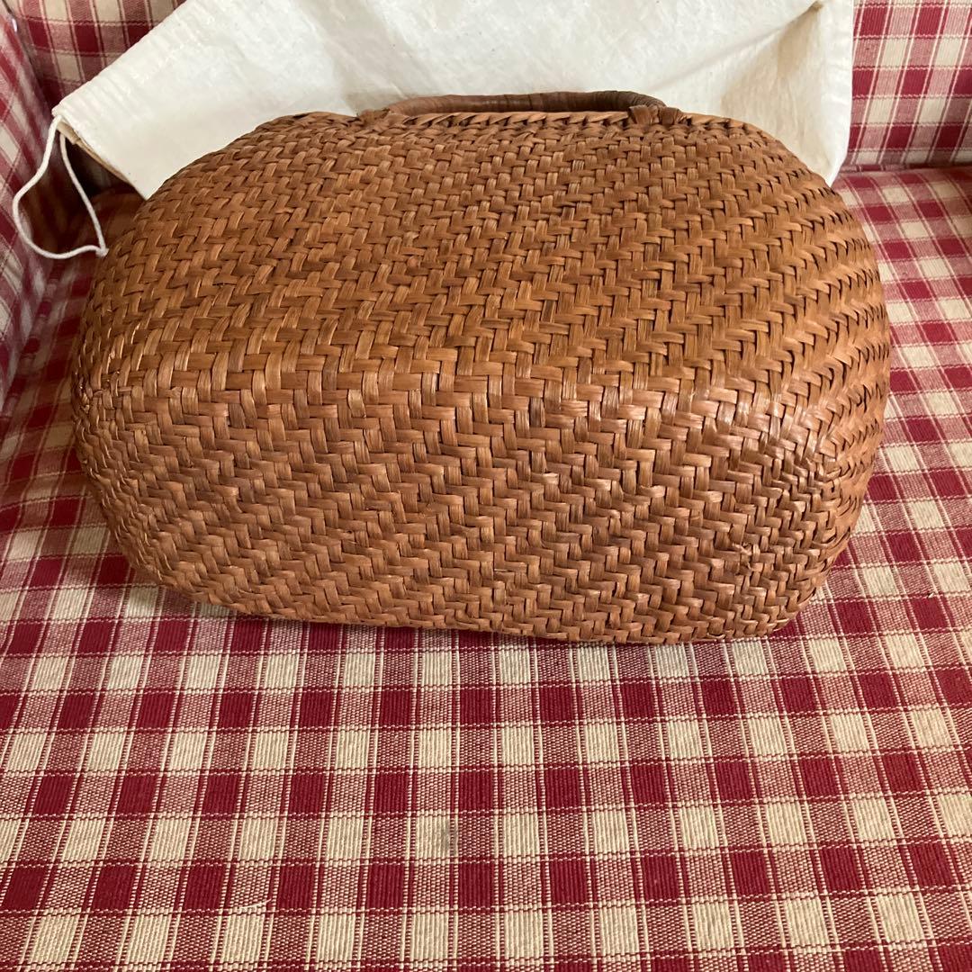 かごやブラウン編み込みかごバッグミナペルホネンかぶせ