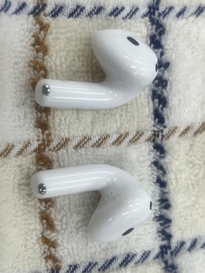 AirPods4 ノイズキャンセリング機能搭載