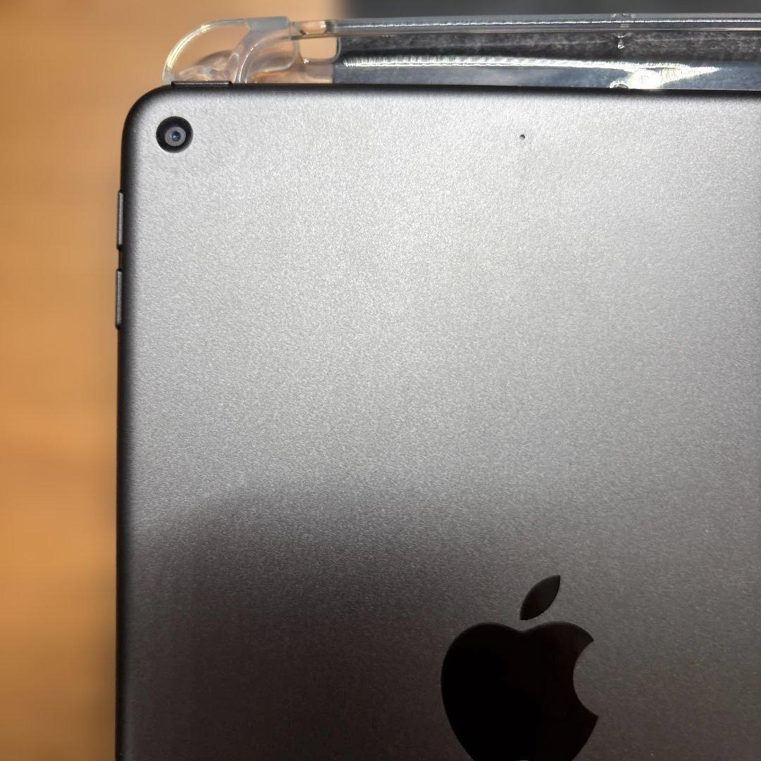 【美品】iPad mini 第5世代 Wi-Fiモデル 64GB スペースグレイ