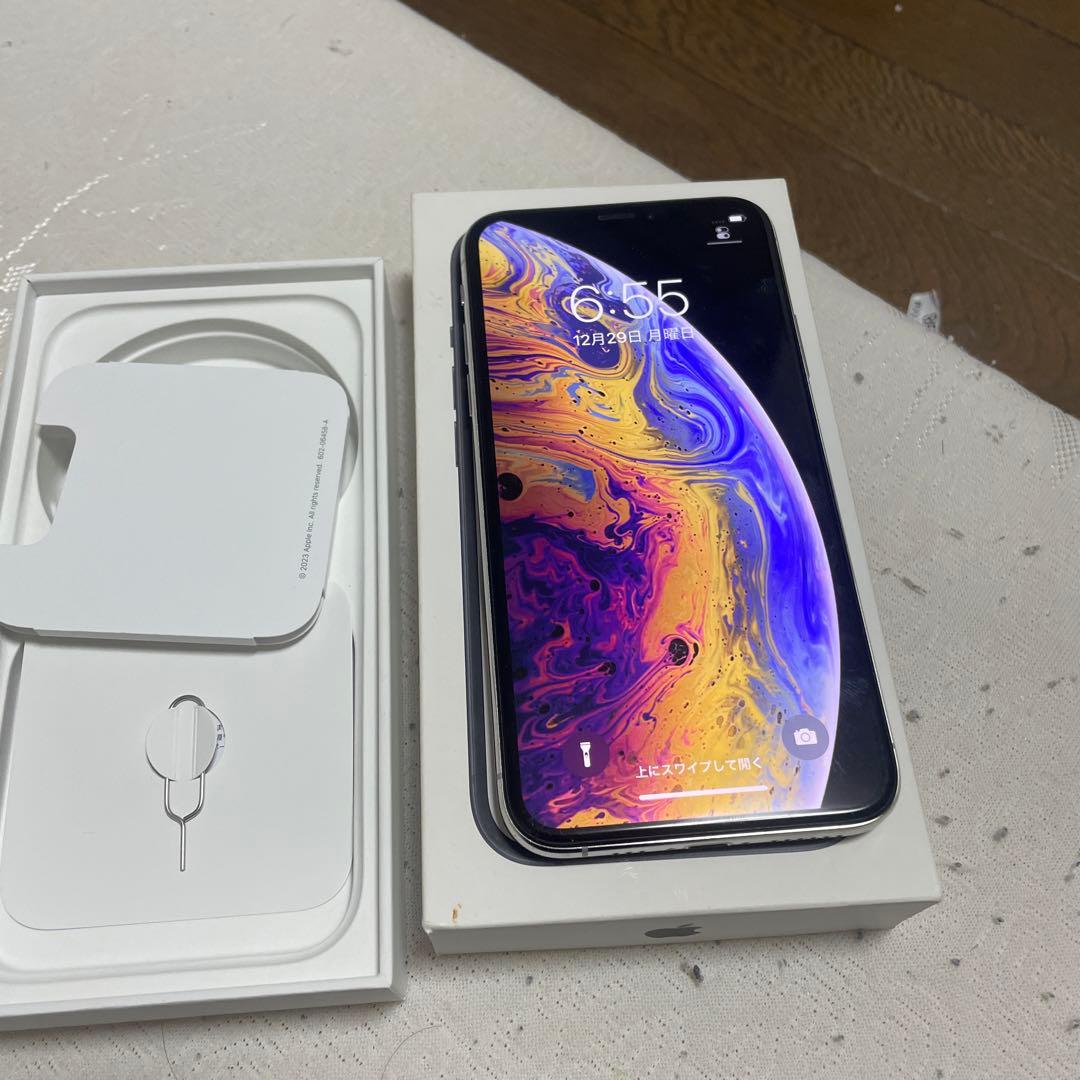L*a様 iPhone Xs 256GB sim フリー　バッテリー100%