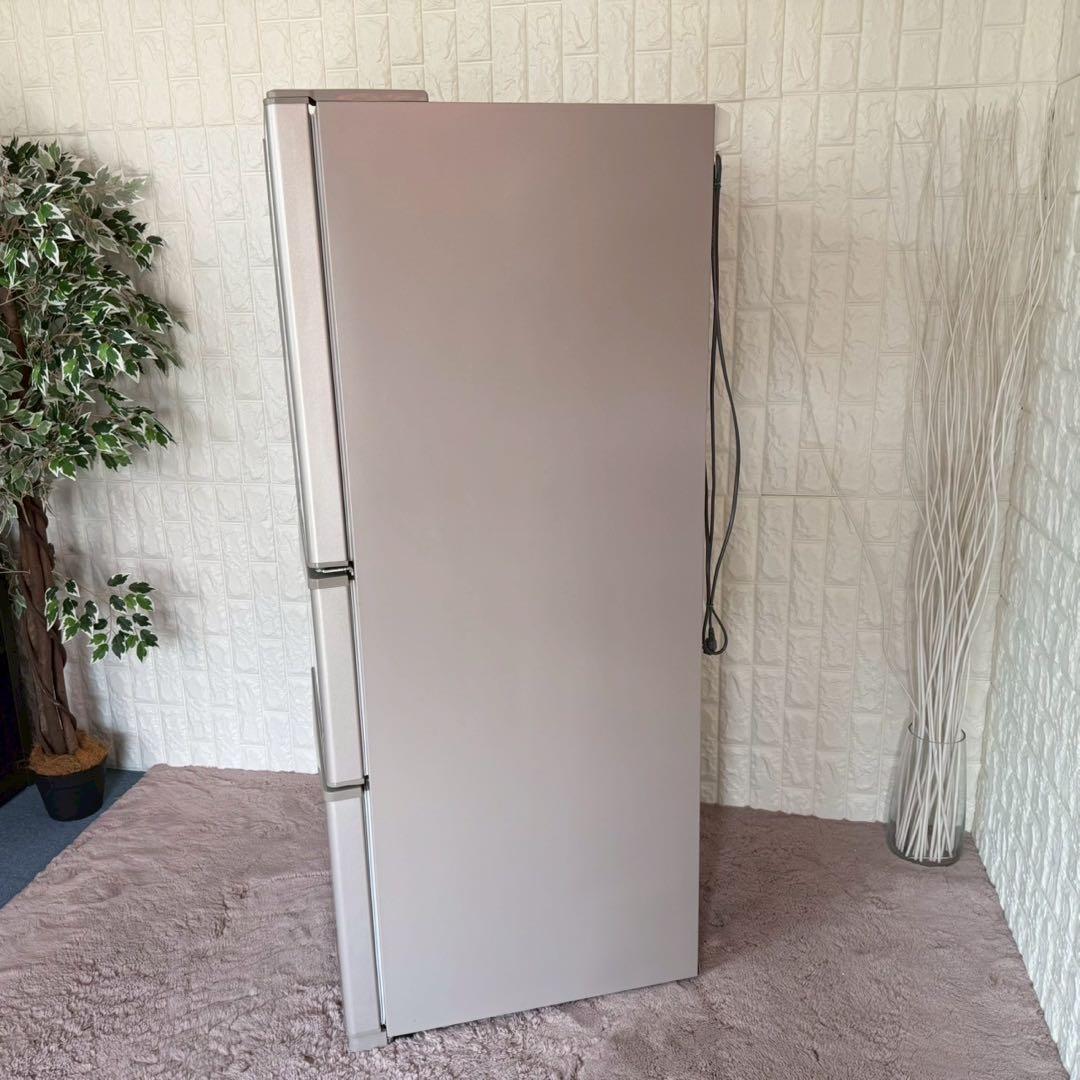 冷蔵庫・冷凍庫 Pratik