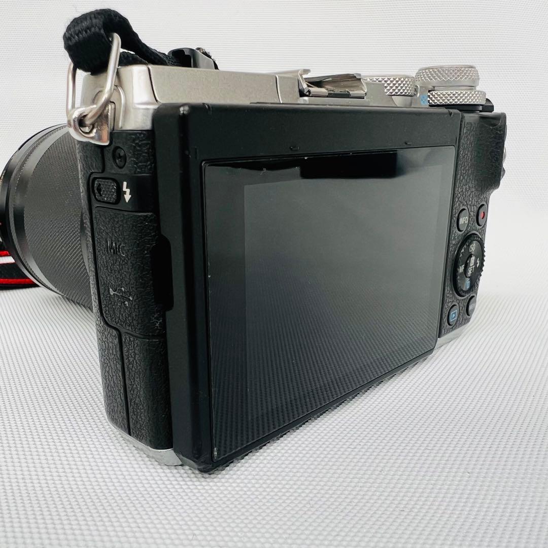 再出品【超お買得】キャノンEOS M6 EVFキット+EF-M18-150mm