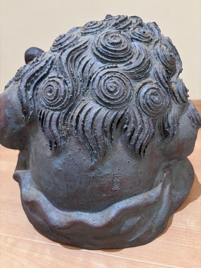 村秀　鬼もひるね　安田瓦　鬼瓦　魔除け