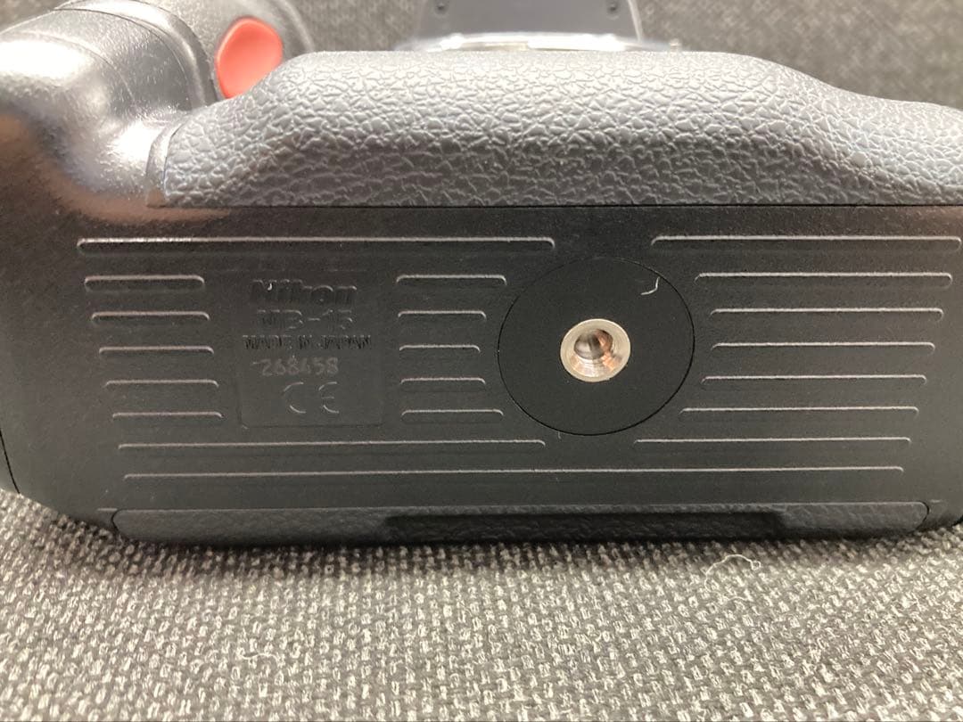 Nikon F100 一眼レフ フィルムカメラ 動作確認済 Fマウント