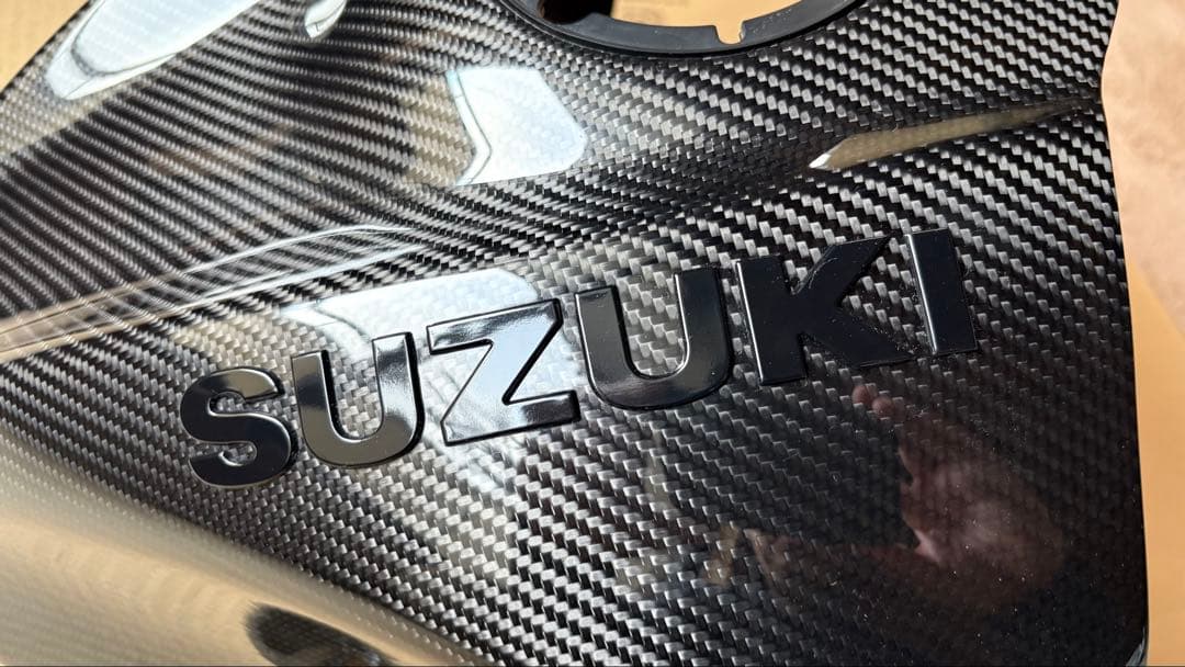 隼 HAYABUSA用 SPEEDRAタンクトップカバードライカーボン